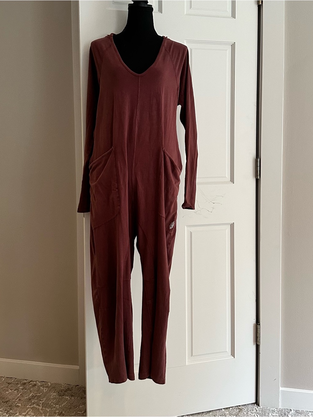 Free People Long Sleeve Hot Shot Onesie Very Berry XS BNWT - Picture 4 of 6